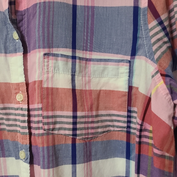 Old Navy The Classic Shirt - Picture 3 of 6